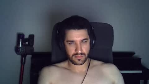 zaneygee1995 online show from 19, 4, 2026