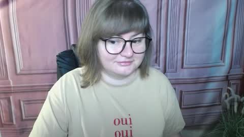 zannadreil online show from 8, 9, 2025