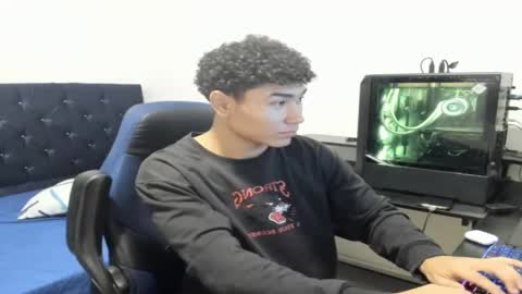 Snapshot of zanxley_ chatting on 7, 12, 2024 zanxley_ online show from 7, 12, 2024