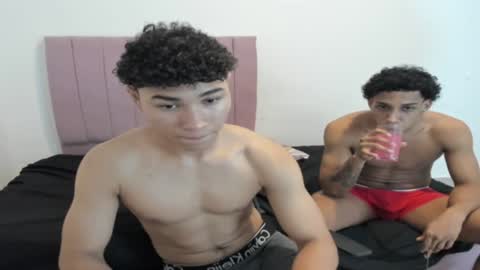 Snapshot of zanxley_ chatting on 19, 12, 2024 zanxley_ online show from 19, 12, 2024