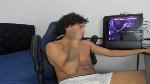 Snapshot of zanxley_ chatting on 13, 1, 2025 zanxley_ online show from 13, 1, 2025