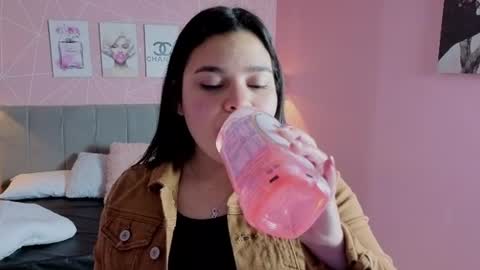 Snapshot of zara__sweet chatting on 8, 6, 2026 Zara Sweet online show from 8, 6, 2026