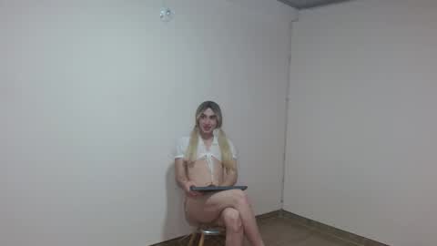 Snapshot of zara_cutehot19 chatting on 7, 4, 2026 Hello welcome to my roomIm Zara online show from 7, 4, 2026