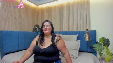 Snapshot of zara_milf_ chatting on 15, 7, 2026 zara online show from 15, 7, 2026