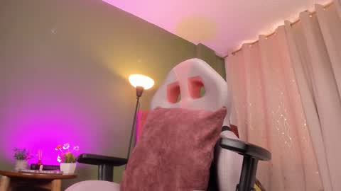 Zara . online show from 1, 12, 2025