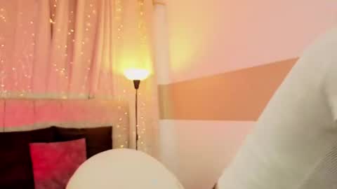 Snapshot of zaradulce chatting on 30, 6, 2026 Zara . online show from 30, 6, 2026