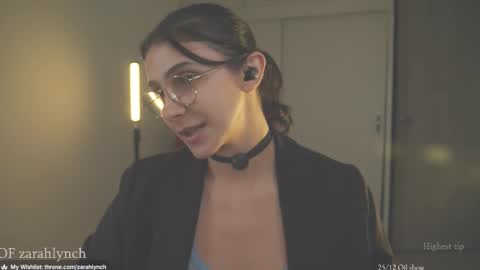 Snapshot of zarahlynch chatting on 21, 12, 2025 Miss Lynch Next show 2911 online show from 21, 12, 2025