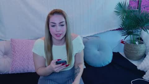 zarasplayground online show from 20, 12, 2025