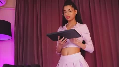 Snapshot of zariaavera chatting on 7, 5, 2026 zariaavera online show from 7, 5, 2026