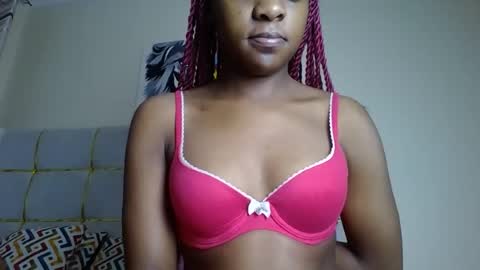 Snapshot of zariah011 chatting on 11, 7, 2026 zariah online show from 11, 7, 2026