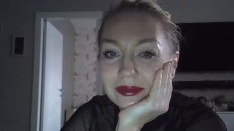 Zarina Swift online show from 1, 11, 2025