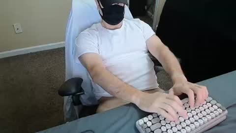 zarniwoop42 online show from 17, 6, 2026