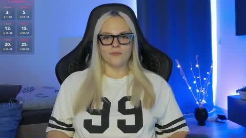 Zaya Izback -  online show from 26, 4, 2026