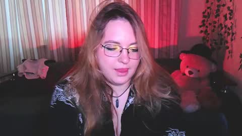 Snapshot of zayarush chatting on 15, 9, 2025 zayarush online show from 15, 9, 2025