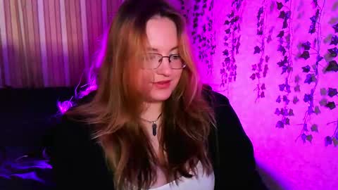 Snapshot of zayarush chatting on 25, 9, 2025 zayarush online show from 25, 9, 2025