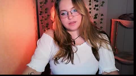 Snapshot of zayarush chatting on 8, 10, 2025 zayarush online show from 8, 10, 2025