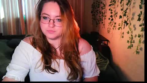 Snapshot of zayarush chatting on 13, 10, 2025 zayarush online show from 13, 10, 2025