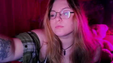 Snapshot of zayarush chatting on 3, 11, 2025 zayarush online show from 3, 11, 2025