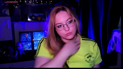 Snapshot of zayarush chatting on 10, 11, 2025 zayarush online show from 10, 11, 2025