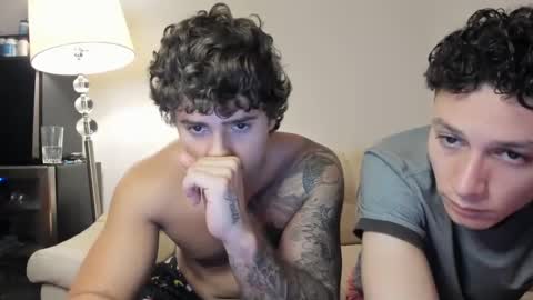 Snapshot of zaylanez chatting on 31, 1, 2025 Zay lanez online show from 31, 1, 2025