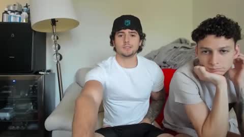 Snapshot of zaylanez chatting on 12, 2, 2025 Zay lanez online show from 12, 2, 2025