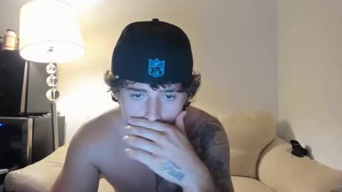 Snapshot of zaylanez chatting on 12, 3, 2025 Zay lanez online show from 12, 3, 2025