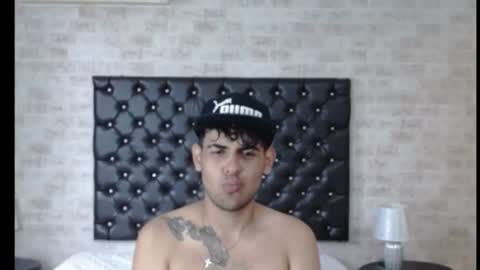 Snapshot of zaynblaze_ chatting on 9, 7, 2026 Zayn online show from 9, 7, 2026