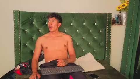 Snapshot of zaynmoretti chatting on 29, 6, 2026 zaynmoretti online show from 29, 6, 2026