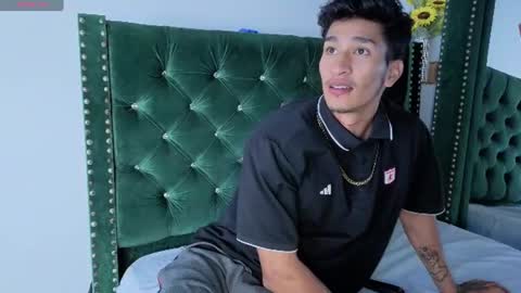 Snapshot of zaynmoretti chatting on 9, 7, 2026 zaynmoretti online show from 9, 7, 2026