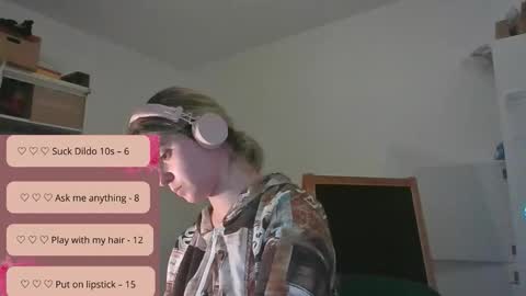 Snapshot of zazbella chatting on 6, 2, 2026 zazbella online show from 6, 2, 2026