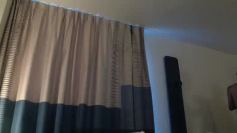 Snapshot of zazbella chatting on 7, 4, 2026 zazbella online show from 7, 4, 2026