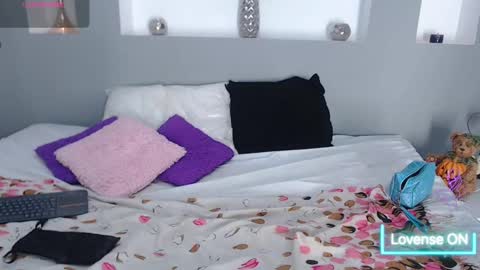 Karolyne online show from 8, 1, 2026