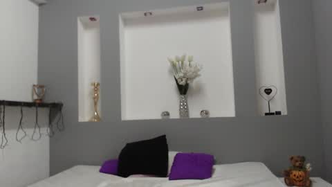 Karolyne online show from 12, 3, 2026