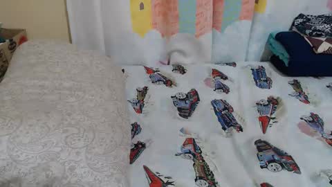 Snapshot of zeina_gen chatting on 3, 5, 2026 flabby online show from 3, 5, 2026