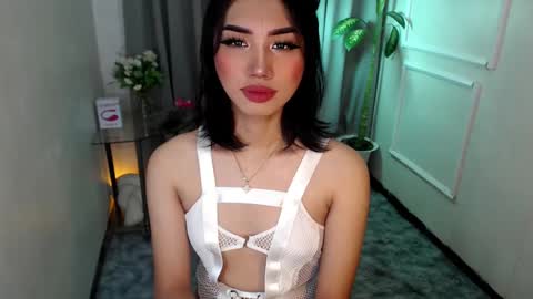 Snapshot of zelainalovetocum chatting on 5, 2, 2025 zelainalovetocum online show from 5, 2, 2025