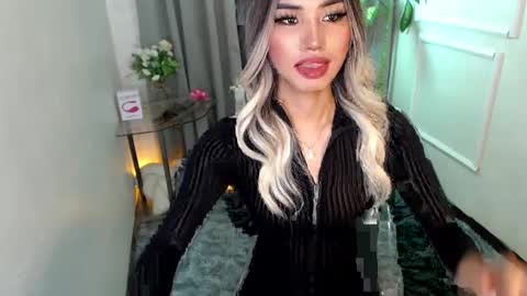 Snapshot of zelainalovetocum chatting on 7, 2, 2025 zelainalovetocum online show from 7, 2, 2025