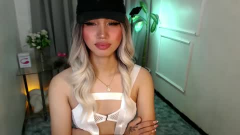 Snapshot of zelainalovetocum chatting on 17, 2, 2025 zelainalovetocum online show from 17, 2, 2025