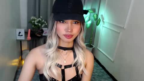 Snapshot of zelainalovetocum chatting on 12, 3, 2025 zelainalovetocum online show from 12, 3, 2025