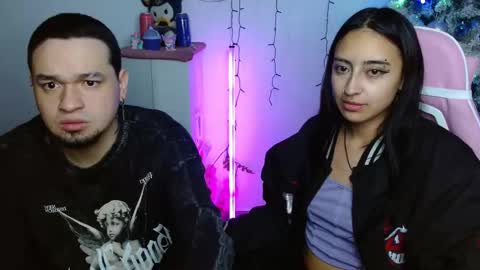 Zelda And Kuro online show from 29, 11, 2025