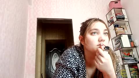 Snapshot of zeniabrossoit chatting on 8, 4, 2026 zeniabrossoit online show from 8, 4, 2026