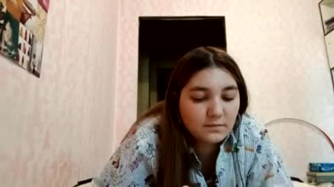 Snapshot of zeniabrossoit chatting on 7, 5, 2026 zeniabrossoit online show from 7, 5, 2026