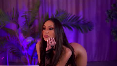 Snapshot of zenyanoir chatting on 17, 12, 2025 ZenyaNoir online show from 17, 12, 2025