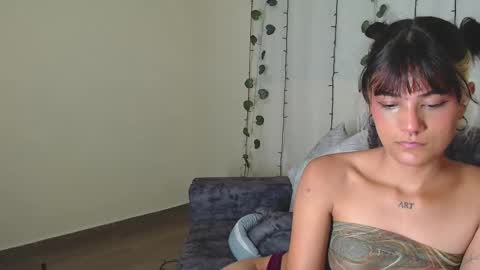 Snapshot of zero__o chatting on 12, 2, 2025 ZERO online show from 12, 2, 2025