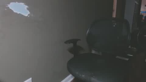 bambi cumslut online show from 8, 2, 2025