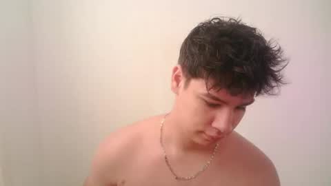 Snapshot of zeus_183 chatting on 21, 6, 2026 zeus_183 online show from 21, 6, 2026