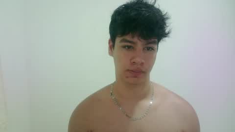 Snapshot of zeus_183 chatting on 5, 7, 2026 zeus_183 online show from 5, 7, 2026