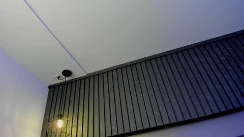 zeus online show from 25, 2, 2025