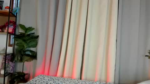 Snapshot of zhafiro_ chatting on 18, 2, 2026 Zhafi online show from 18, 2, 2026