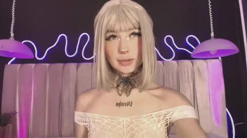 Snapshot of zhally_dee chatting on 27, 2, 2026 zhally_dee online show from 27, 2, 2026