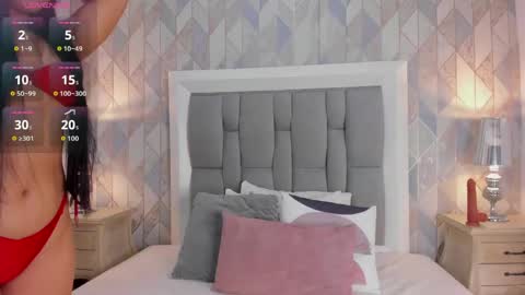 Snapshot of zharia_lux25 chatting on 23, 5, 2026 zharia_lux25 online show from 23, 5, 2026